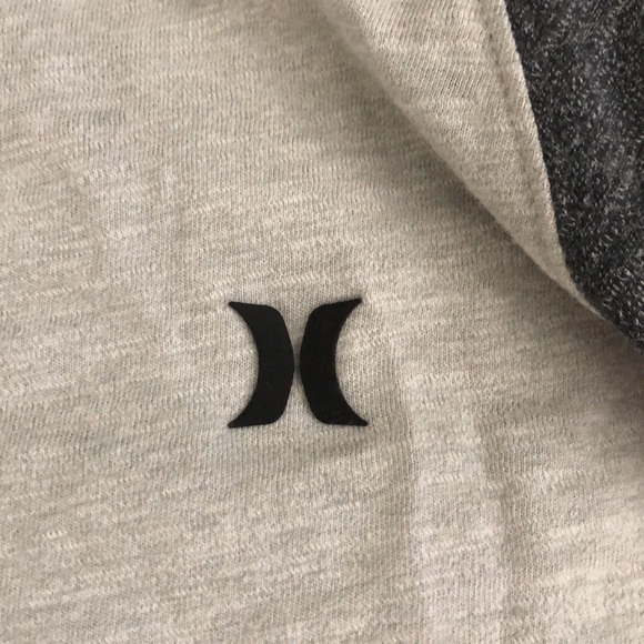 Toddler Hurley 2T long sleeve - Picture 2 of 4